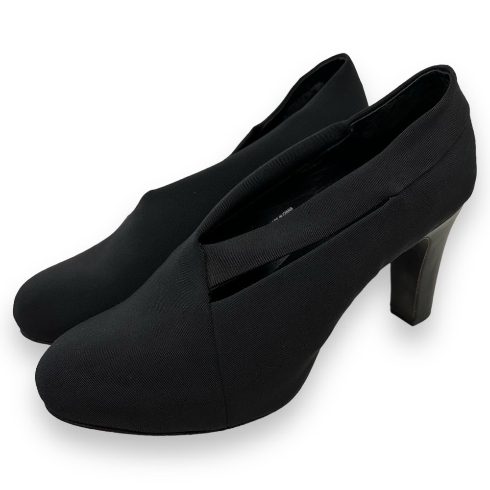 Eileen Fisher Black Fabric Upper Heels 9